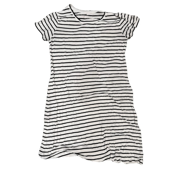 5-Item Maternity Shirt & Dress Bundle - Picture 2 of 6